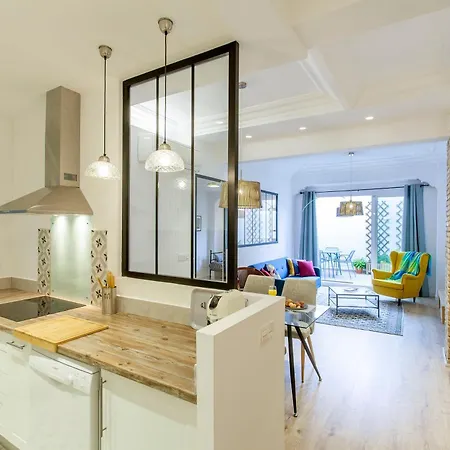 With Terrace In Extramurs Appartement