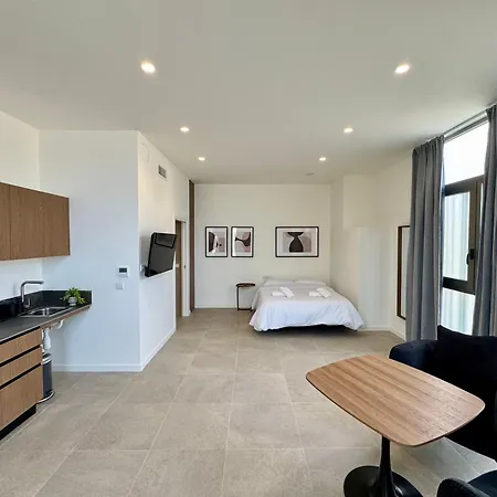 Boutique - Plaza Tower Apartment *