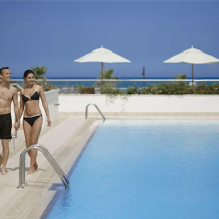 Arenas Balneario Hotell