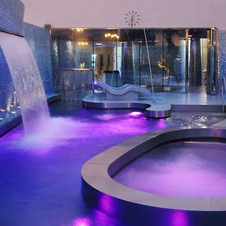 Arenas Balneario Hotell 5*