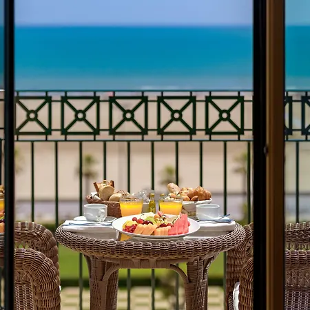 Arenas Balneario Hotell 5*