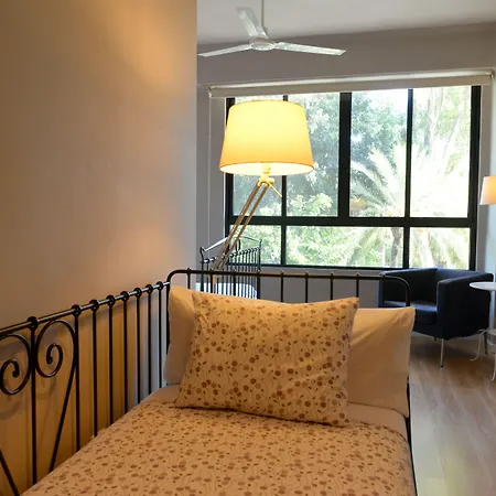 Md Modern - Jardines Szálloda *