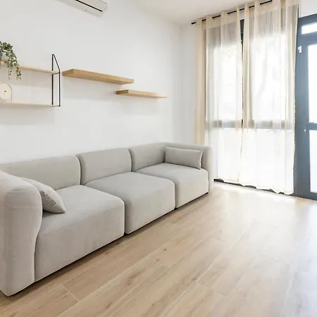 Daire Travel Habitat Nou Mestalla Valensiya