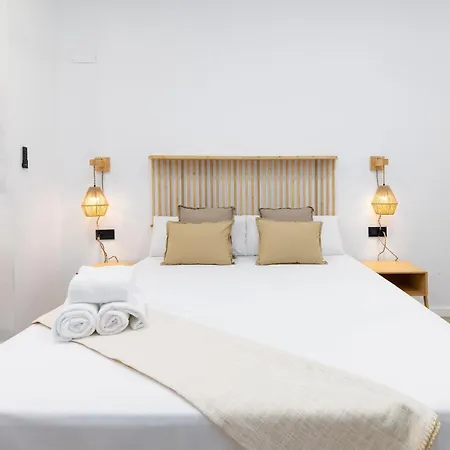 Travel Habitat Nou Mestalla Valensiya