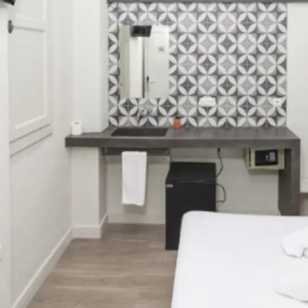 Nwt Station 2* 발렌시아