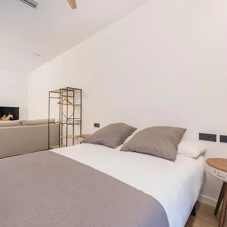 Guastavino By Alma شقة