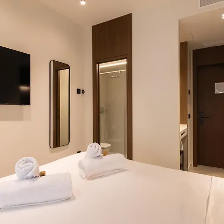 Moontels Colon Hotel *