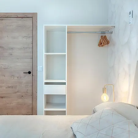 Portal De Ruzafa 1 *