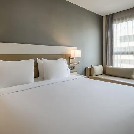 Hotell Sh Colon Valencia