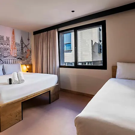 Easyhotel Ciutat Vella 2* Валенсия