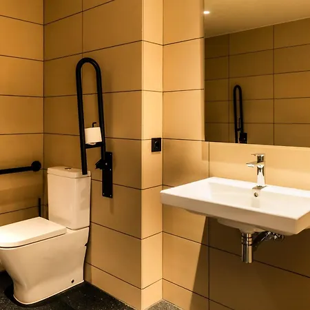 Easyhotel Ciutat Vella