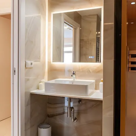 Apartamento Era Deluxe Near The Of *