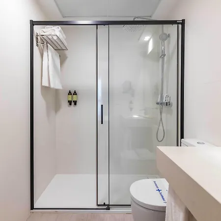 Hq Arena Hotel Valence