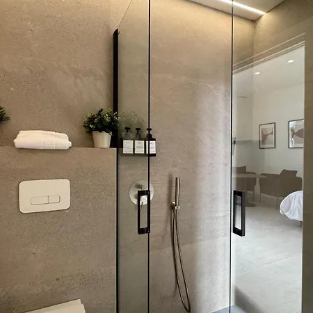 Boutique - Plaza Tower