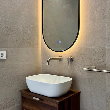 Boutique - Plaza Tower Apartment