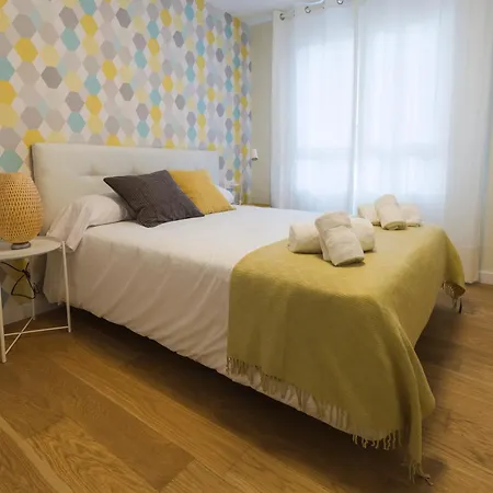 إتش كيو رومز سان فيسينتي *