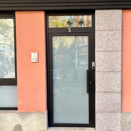 Osito Hub - Llorens Appartement