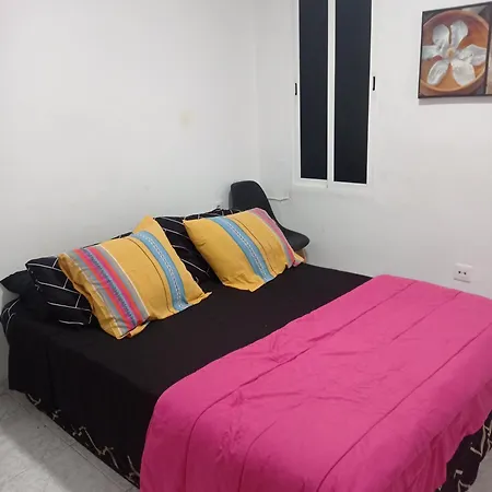 2 En Piso Familiar Compartido Privat bolig Valencia