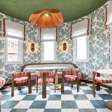 One Shot Puerta Ruzafa فندق فالنسيا