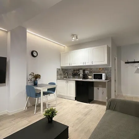 Mediterraneo Guest house 4*