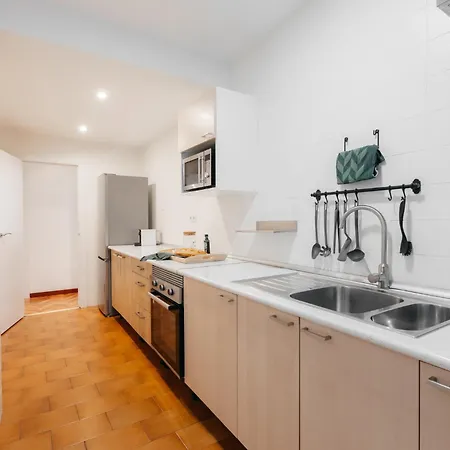 Your Sunny & Spacious Portview Apartment Valencia