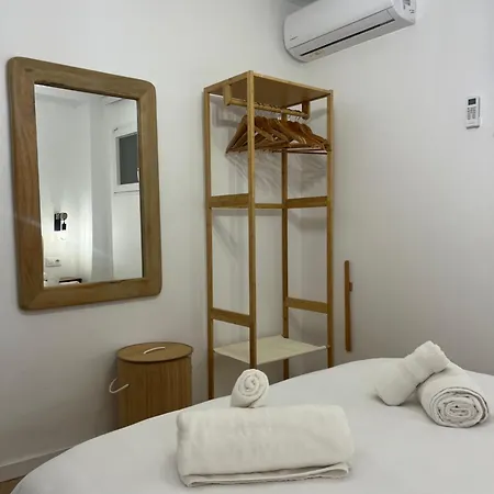 Acogedor Frente A Plaza Del Cedro Apartman