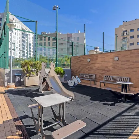 公寓 Guestready - Modern Flat With Terrace In *