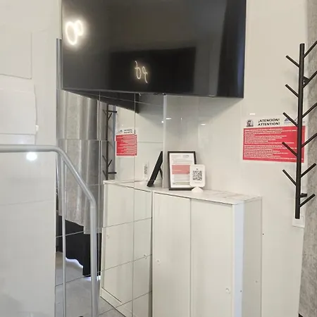 A7 Viviendaturisticavalencia Arte Apartman *