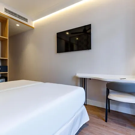 Petit Palace Plaza De La Reina Hotell Valencia