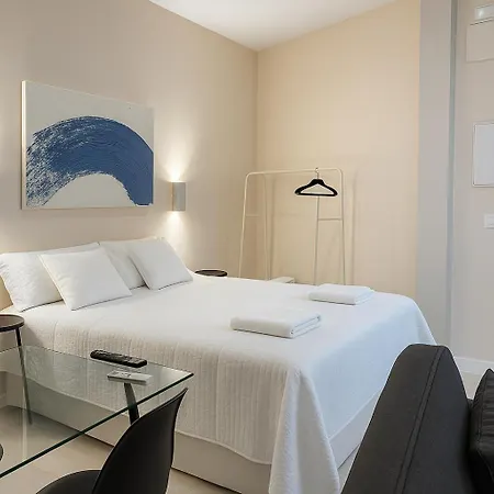 Daire Roca Collection Msuites Valensiya