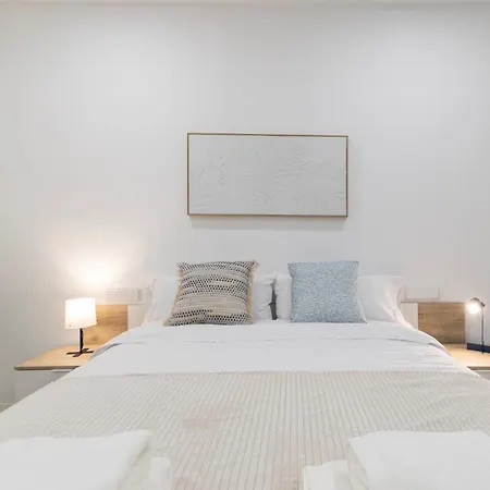 Apartamento Modern & Stylish Close To The