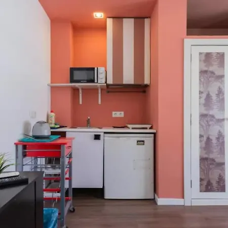 Tu Estudio En El Centro-ruzafa 10c *