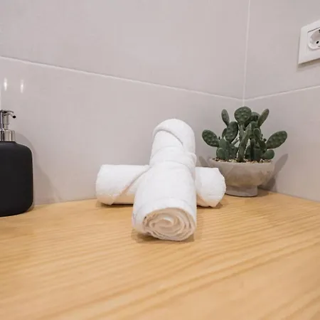Apartament Estudio Con Altillo En Malilla Cerca De La Fe