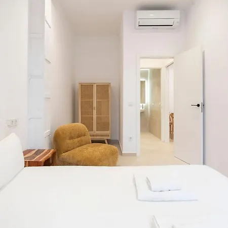 Appartement Vlc Host - Cubells 8 *