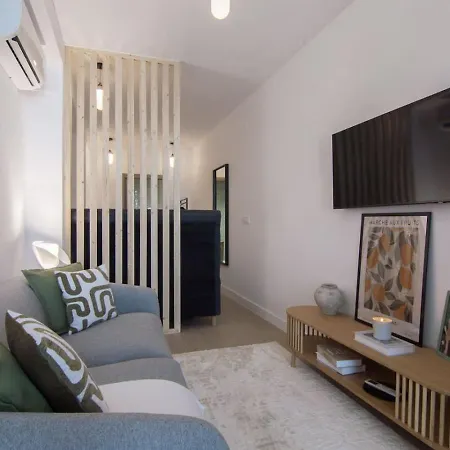 Apartmán Nomad Viveros 02 *