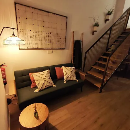 Loft Acogedor Junto Al Roig Arena 아파트 *