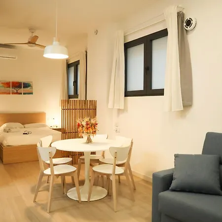 Daire Valentia Modern And Comfortable Beachside Style
