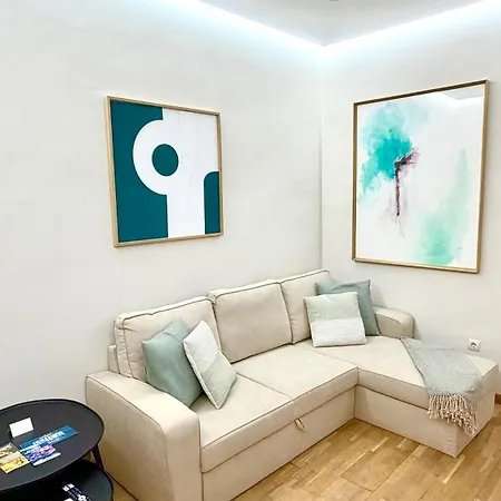 Apartament Almas, Hall 1 Min, 4 Pax, Smart Tv *