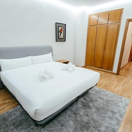 Almas, Hall 1 Min, 4 Pax, Smart Tv *