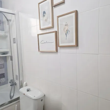 Lägenhet Corazon Del Cabanal Mercado Y Playa Arenas