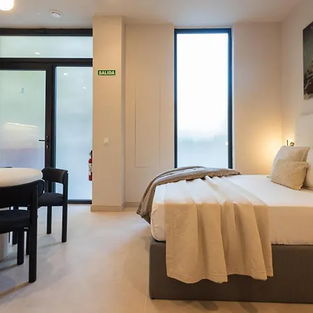 Loft - B 1-6 Smart Access & Urban Calm * ולנסיה