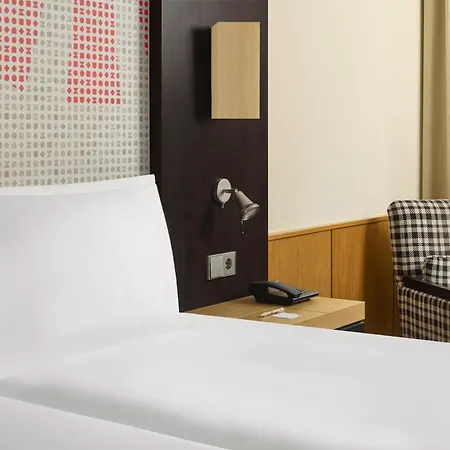 Istay By Nh Ciudad De 3*