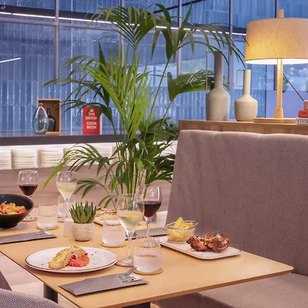 Otel Innside By Melia Valencia Oceanic 4*