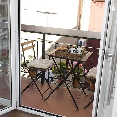 Sevilla Apartamento *