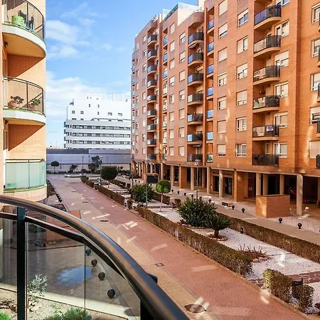 Flat Swim And Paddle Apartment *