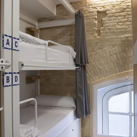 Hostel Up Βαλένθια
