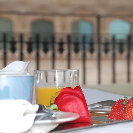 San Lorenzo Boutique Plaza