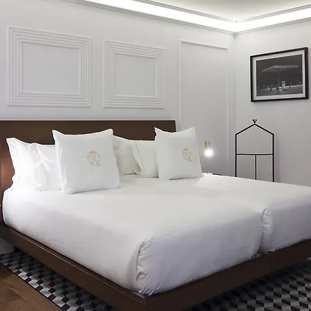 Hotel One Shot Reina Victoria 4*