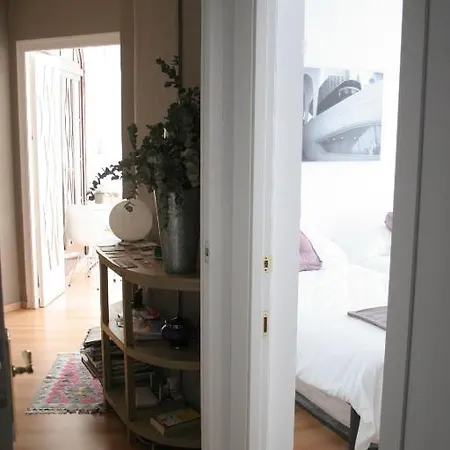 Bed and Breakfast 7 Moons Βαλένθια