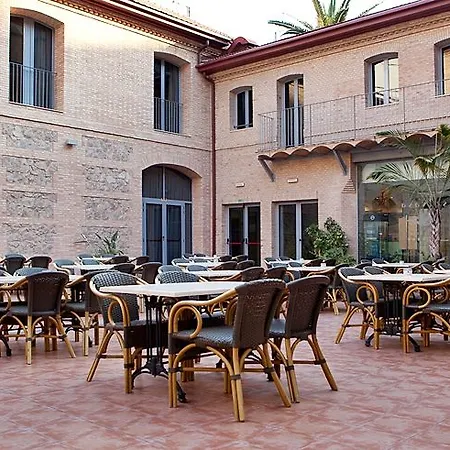 Dwo Hotell